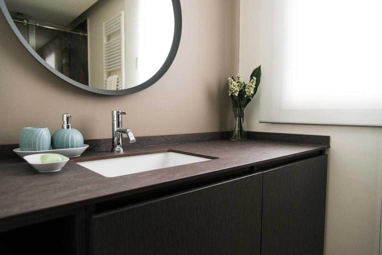 St.Ambrogio 2Bd New Apartment Milano Ngoại thất bức ảnh